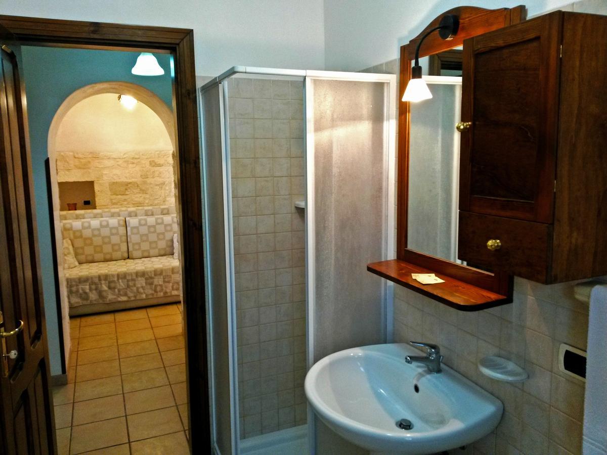I Trulli Degli Ulivi Villa Locorotondo Luaran gambar