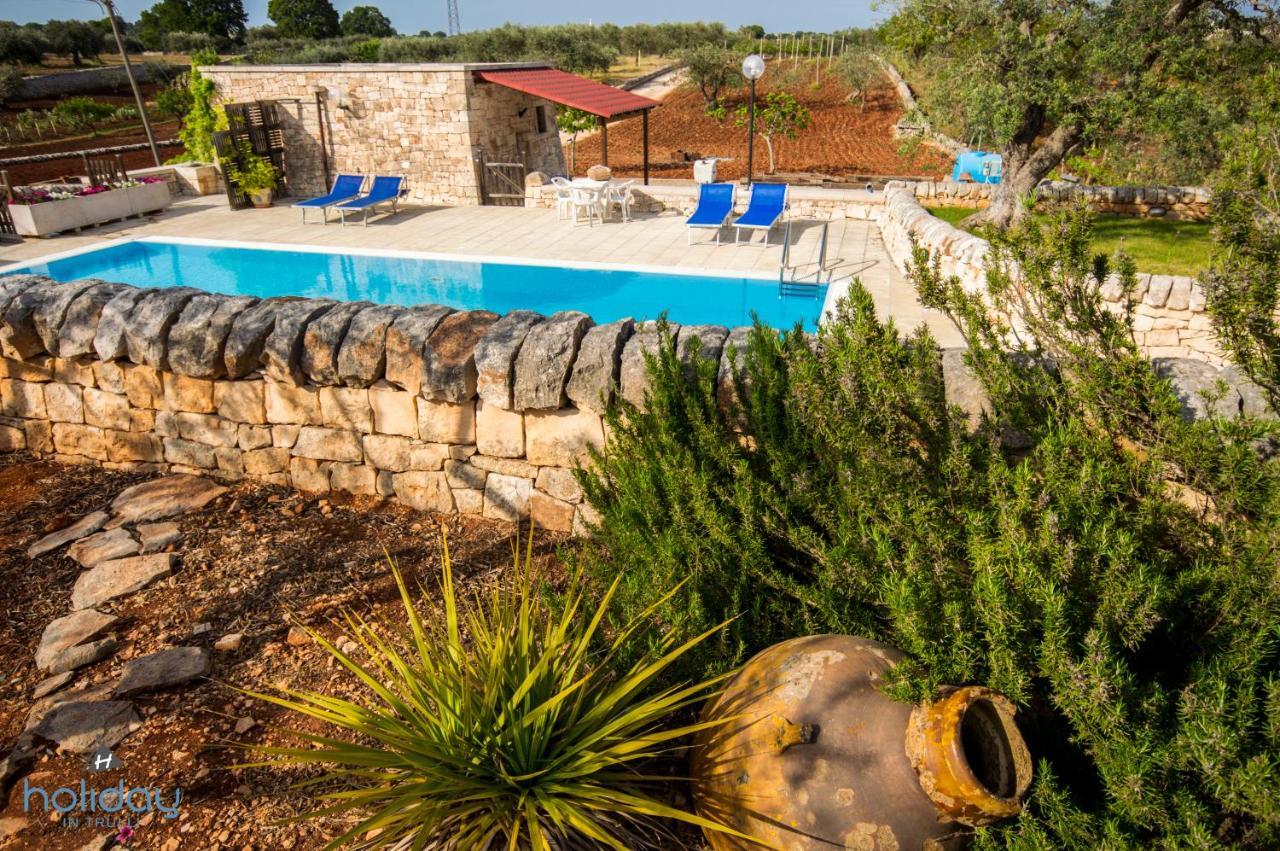I Trulli Degli Ulivi Villa Locorotondo Luaran gambar