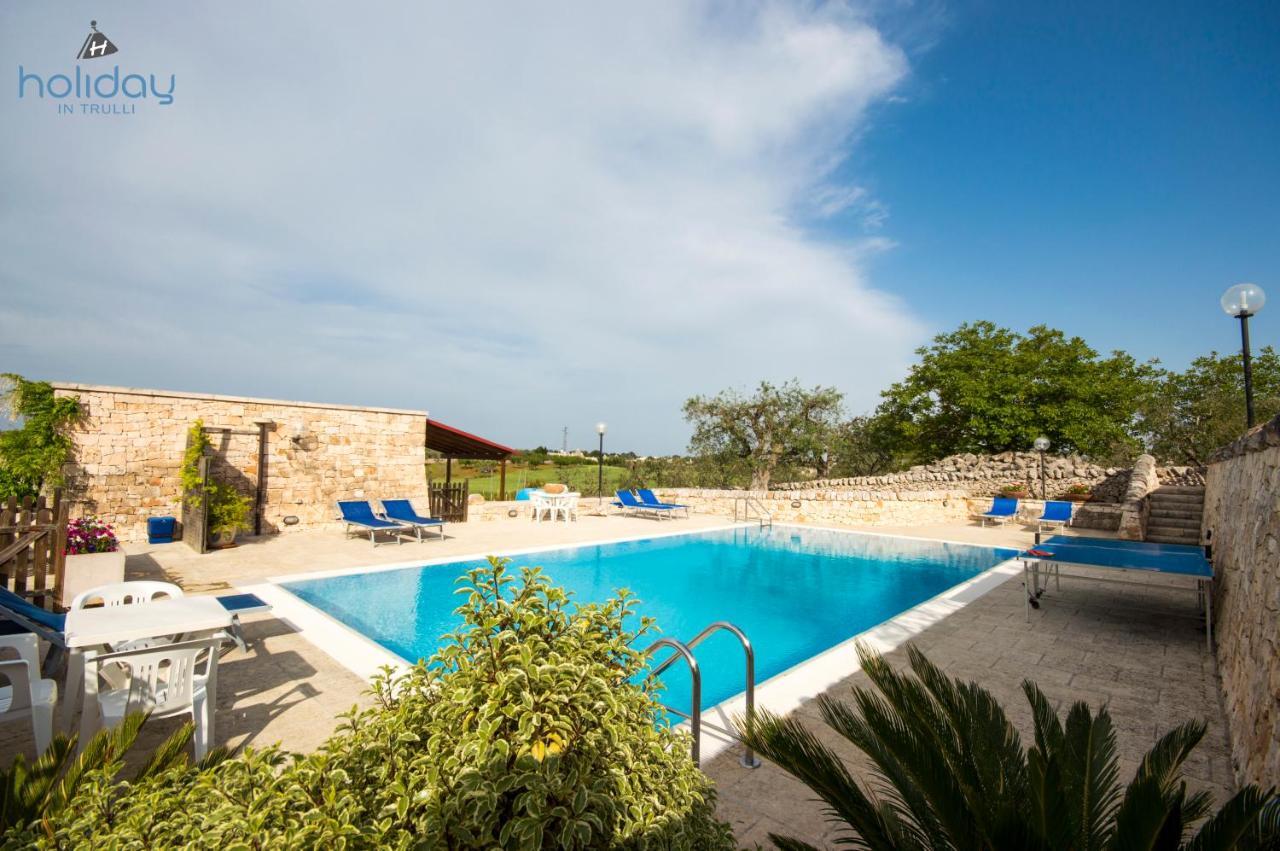 I Trulli Degli Ulivi Villa Locorotondo Luaran gambar